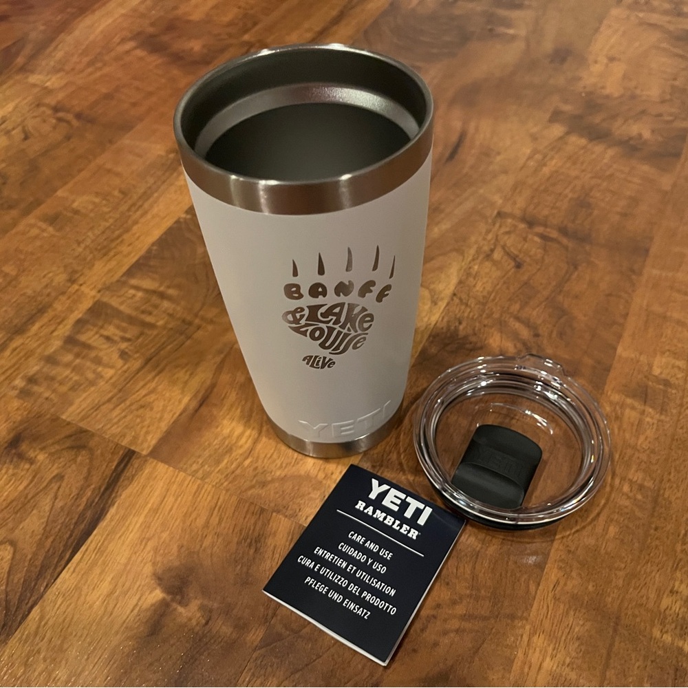 YETI Rambler 20 oz. Travel Mug - White - Banfe & Lake Louise (Canada) - Picture 5 of 6